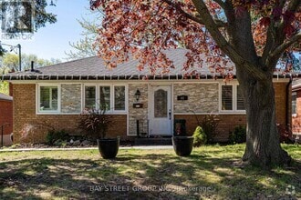 Building Photo - 82 Exbury Rd