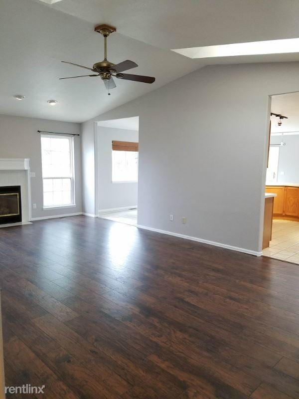 Building Photo - 5 br, 3 bath House - 772 S Rockrimmon Blvd.
