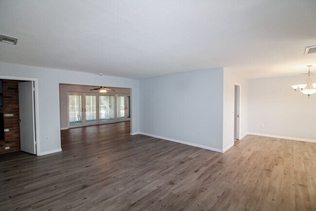 Building Photo - Jacaranda West Annual Pool Home for Rent