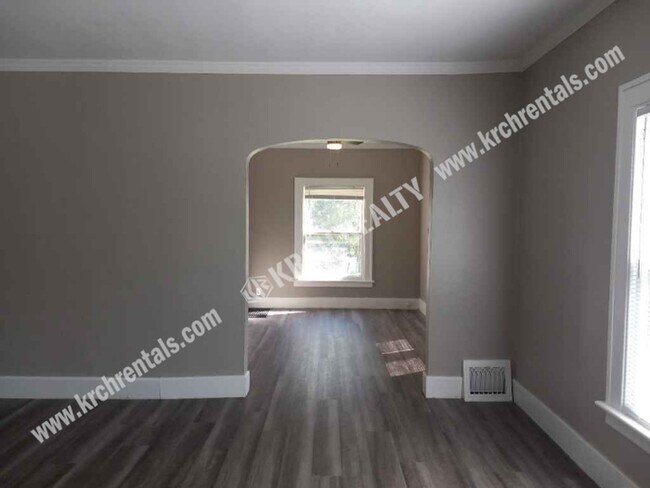 Building Photo - Very Nice 3-Bedroom Home with Full Basement