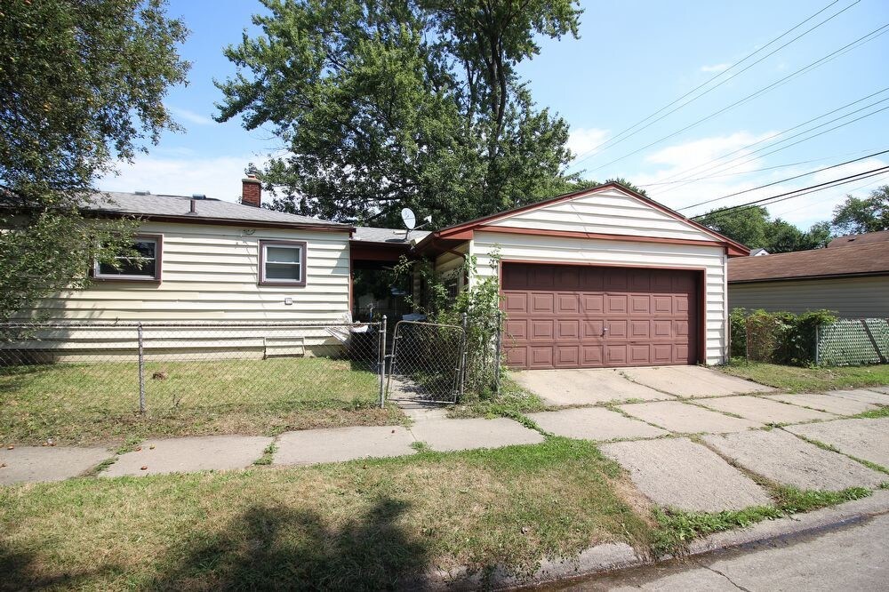 Wonderful Home in Hazel Park House Rental in Hazel Park, MI