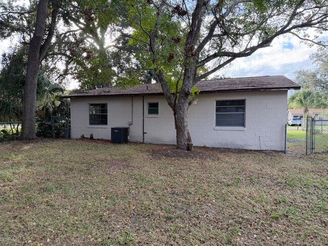 Foto del edificio - 2917 Magnolia Ave