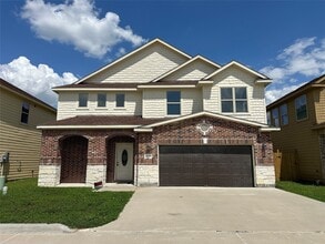 Building Photo - 11115 Beverley Pk St