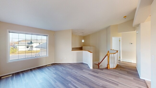 Building Photo - 10317-10374 74 Ave