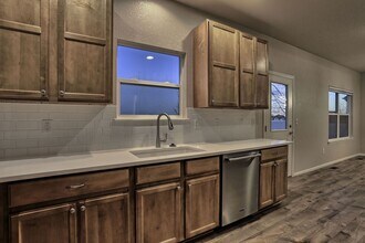 Building Photo - 571 Wind River Dr