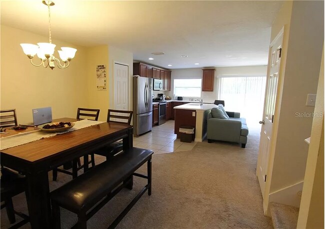 Dinning - 2803 Birchcreek Dr