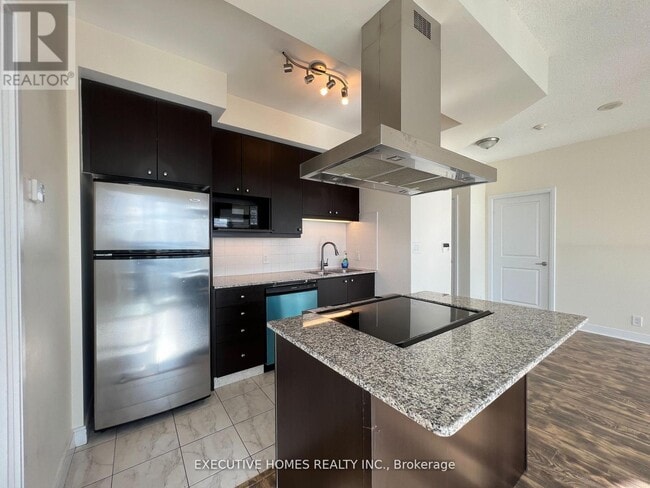 Building Photo - 60 Absolute Ave