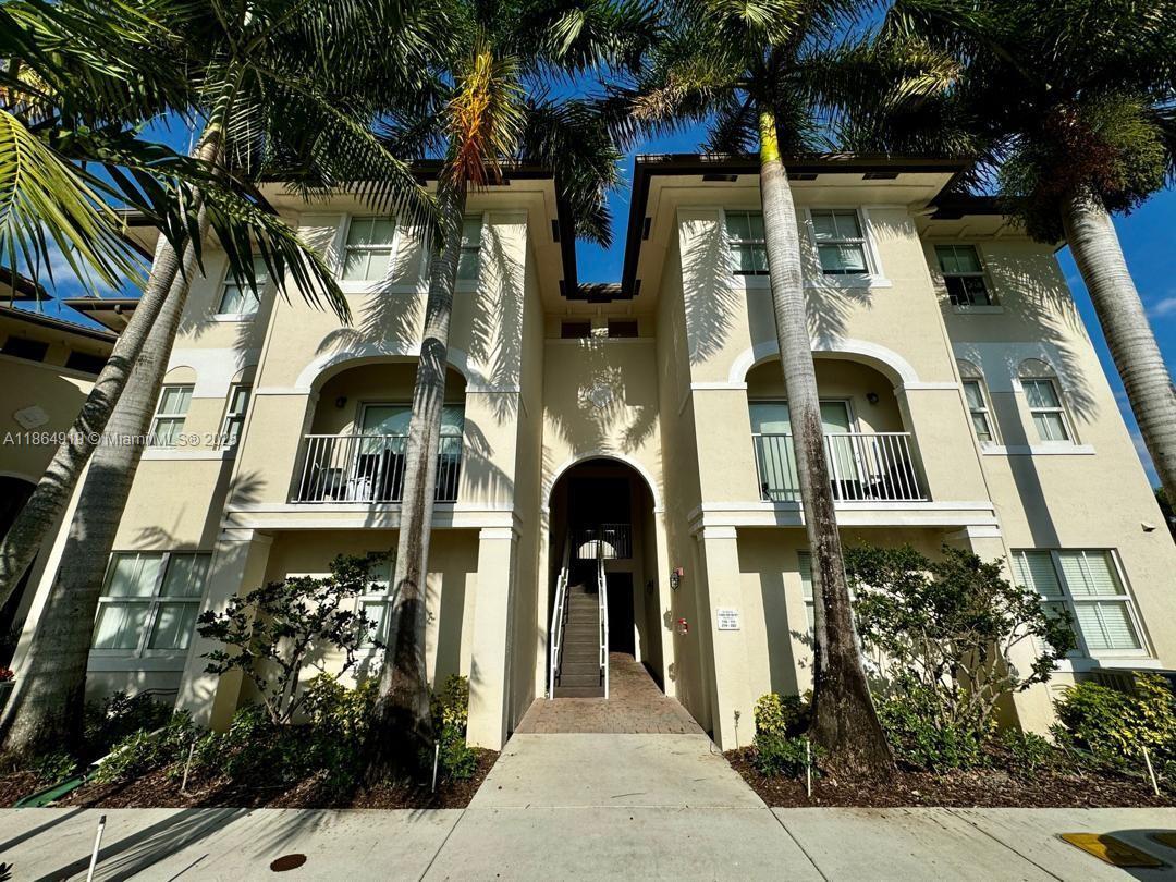 Foto principal - 11603 NW 89th St