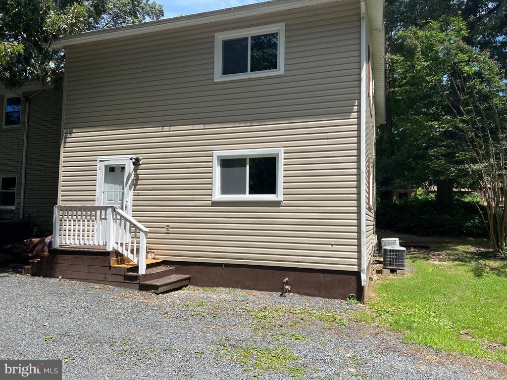 Foto principal - 18402 Cedar Dr