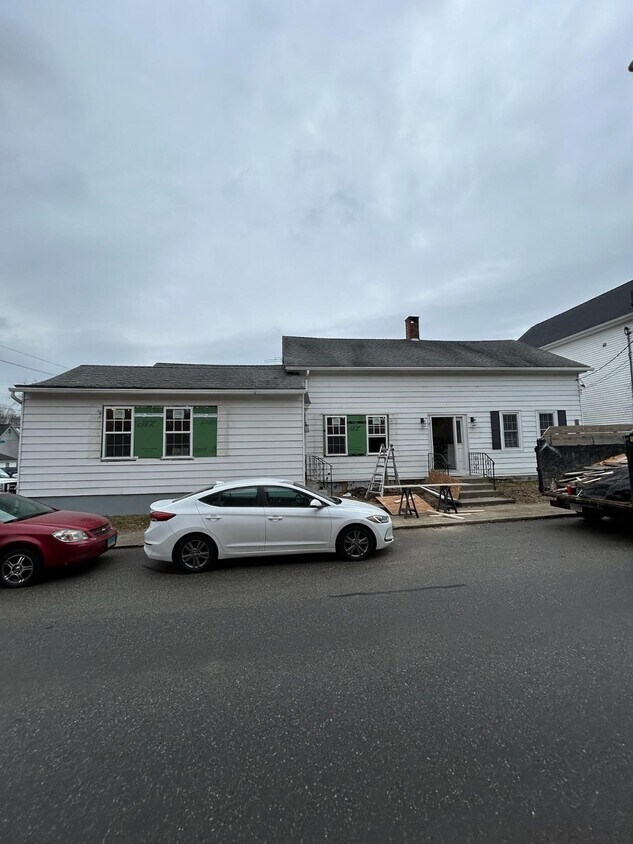 35 Academy St Unit C, Killingly, CT 06239 Apartments in Killingly, CT