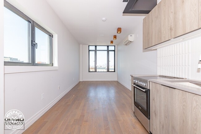 Foto del edificio - 1141 Willoughby Ave