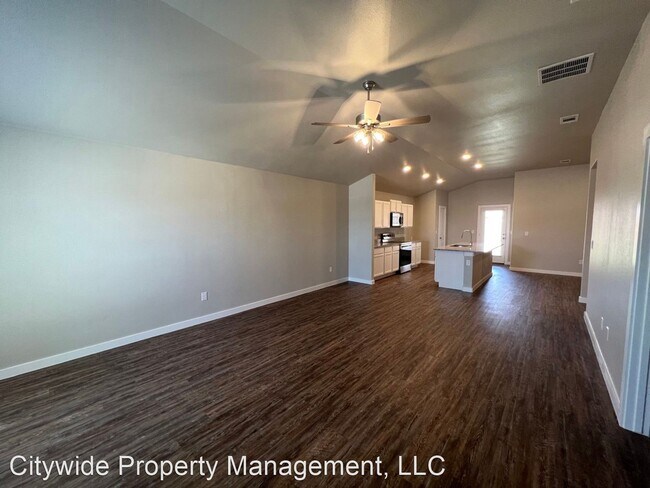 Foto del edificio - 3 br, 2 bath House - 412 E 31st Street