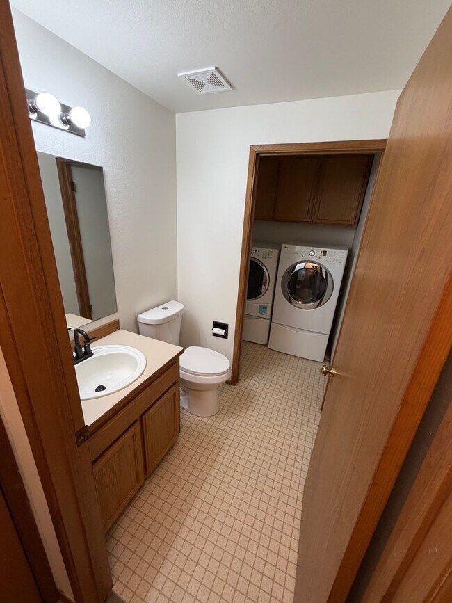 Foto del edificio - Bothell House in the heart of Bothell for ...
