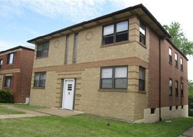 Foto principal - 5426 Chippewa St