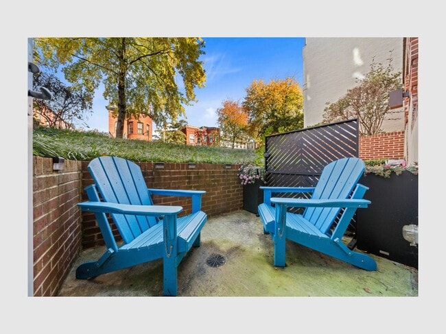 Building Photo - 901 D St NE