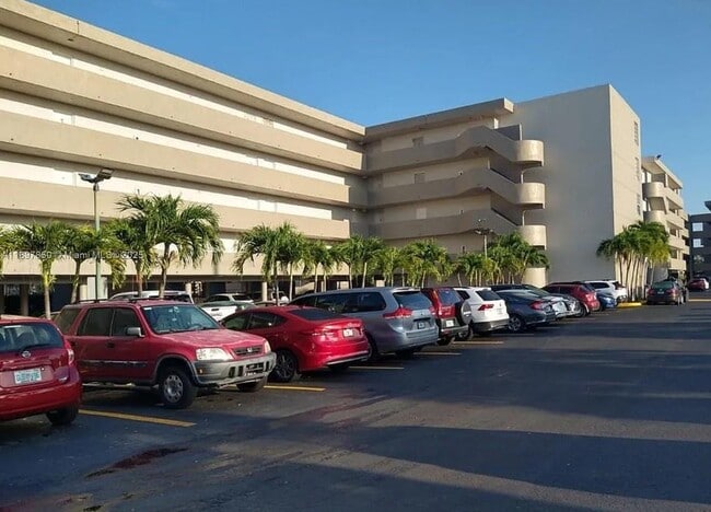 Foto del edificio - 802 NW 87th Ave