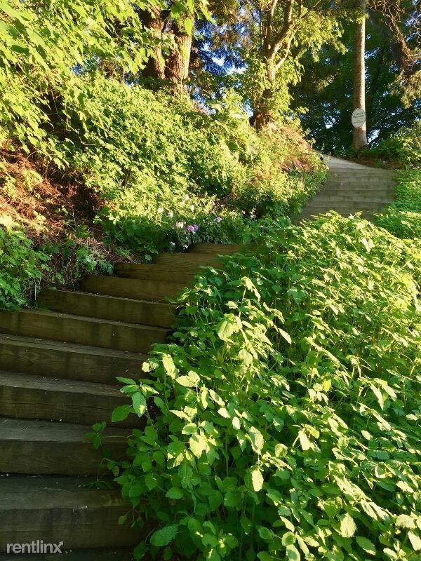 Building Photo - 1 br, 1 bath Apartment - 201 Park Unit Park