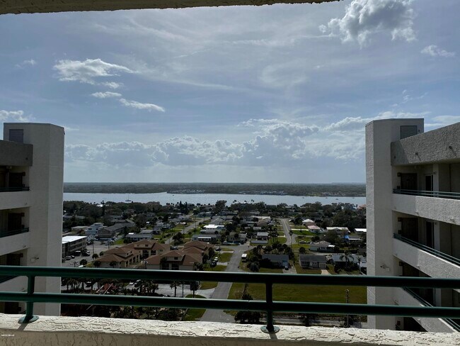 Foto del edificio - 2055 S Atlantic Ave