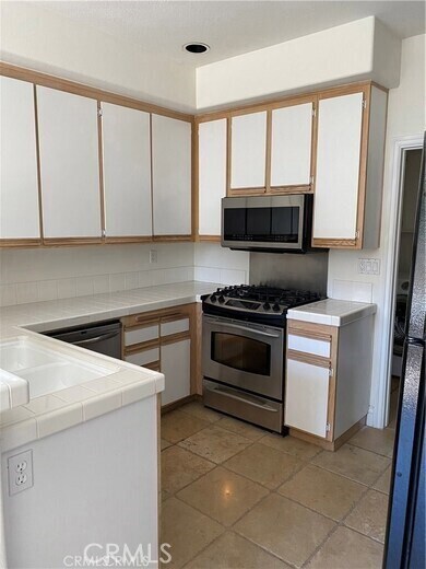 Foto del edificio - 14 Hillgate Pl