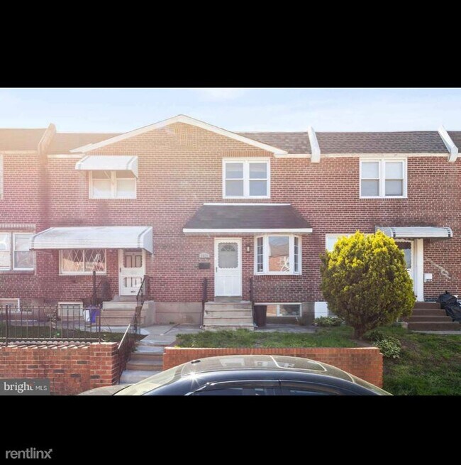 Foto del edificio - 2 br, 1 bath Townhome - 5411 Montague St