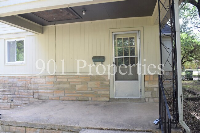 Foto del edificio - 4199 Atwood Ave