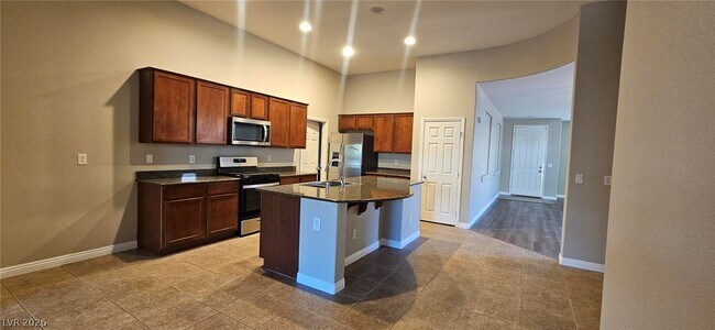 Foto del edificio - 8045 Glacier Falls St