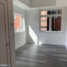 Building Photo - 6164 Ridge Ave