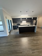 Building Photo - 820 B St