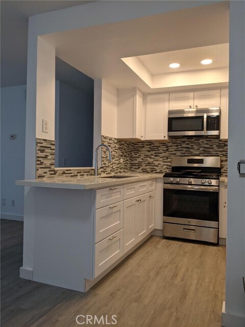 Foto del edificio - 600 W 3rd St