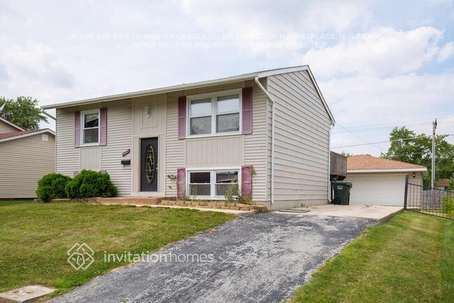 Building Photo - 3640 175th Pl