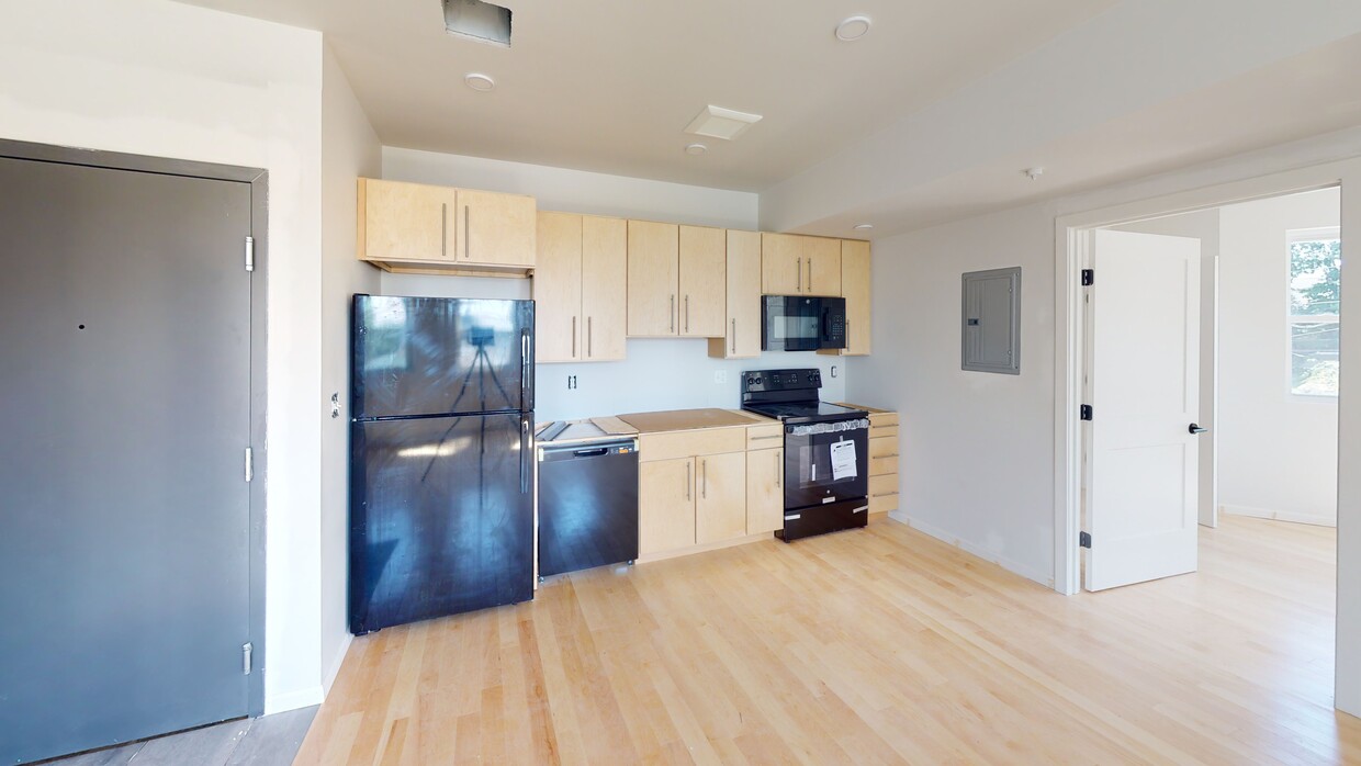 Primary Photo - 256 Ames St