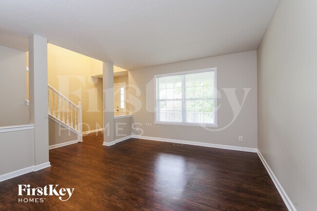 Foto del edificio - 944 Breaside Ln