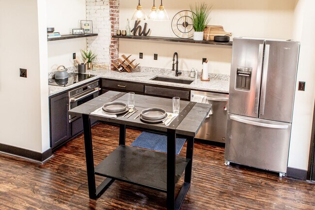 Interior Photo - Velencia Apartments