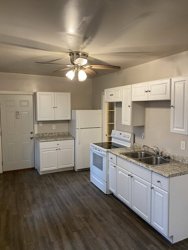 Kitchen - 2255 S 5th St