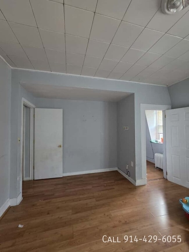 Photo - 118 Waverly St Apartment