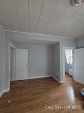 Building Photo - 118 Waverly St