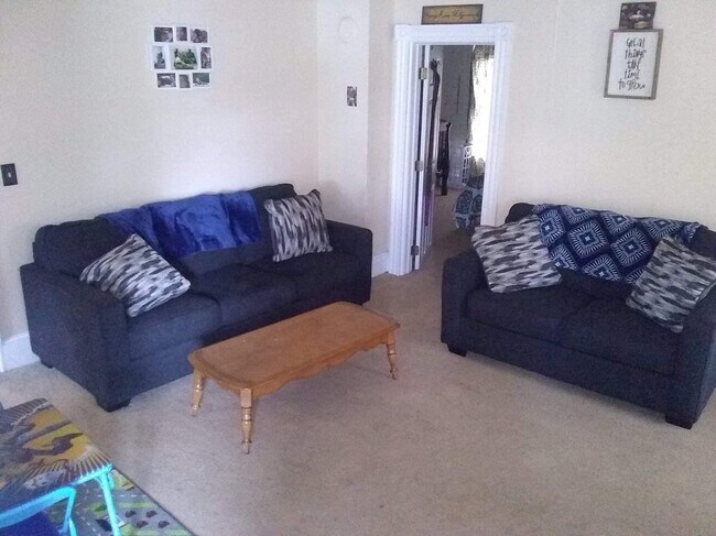 Foto del edificio - 565 Thompson St