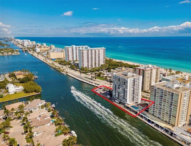 Building Photo - 1400 S Ocean Dr
