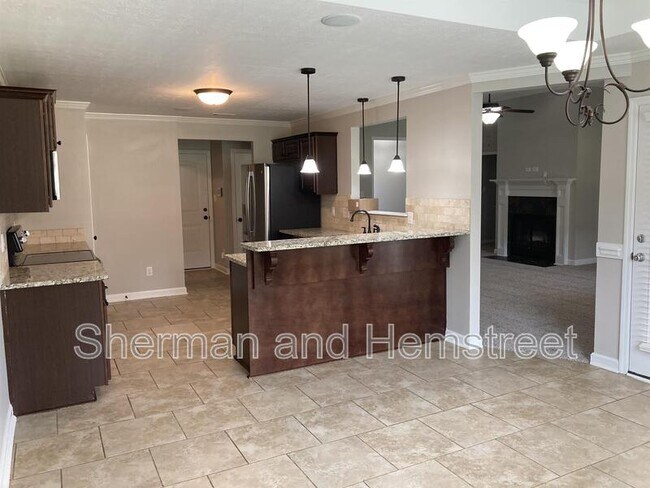 Foto del edificio - 4133 Pullman Cir