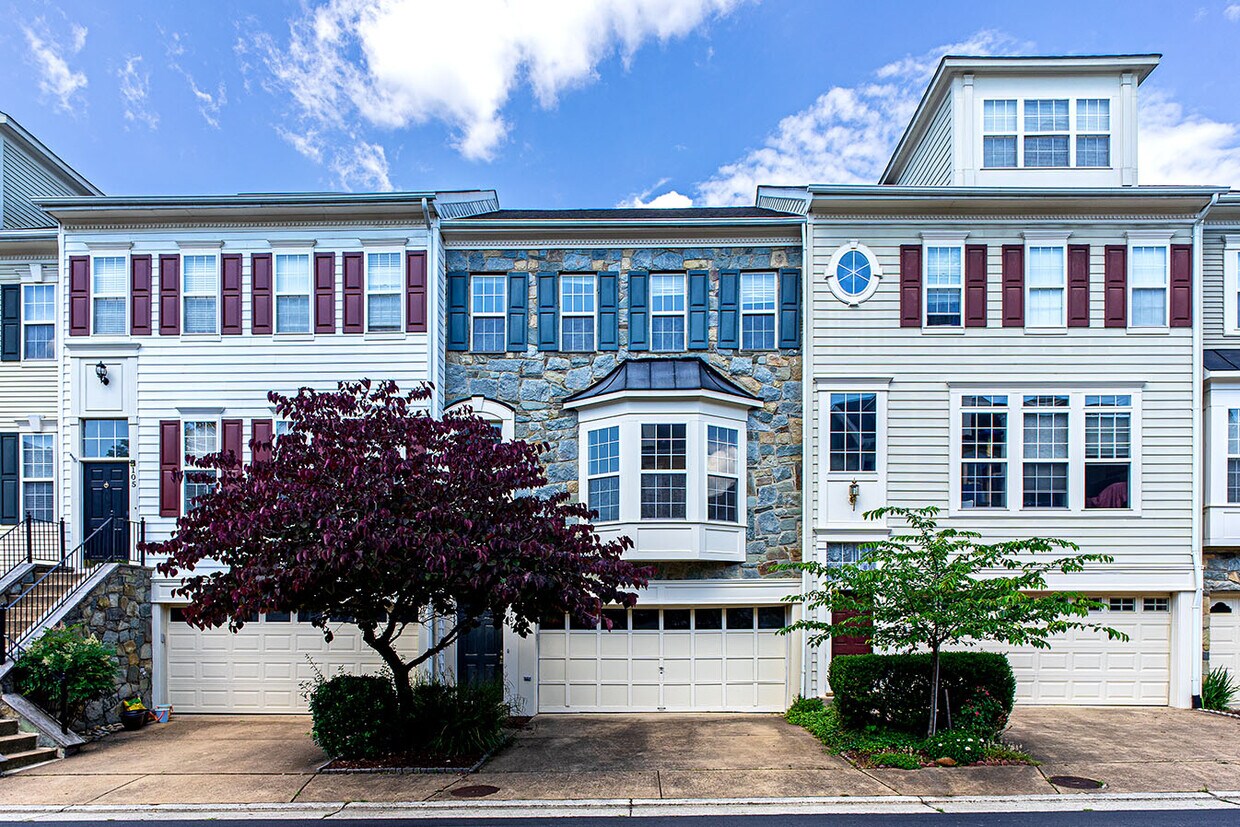 Primary Photo - 107 Colville Dr
