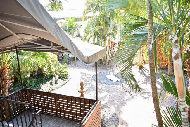 Building Photo - BC Tampa