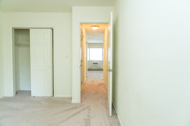 Foto del edificio - Lynnhaven Apartments