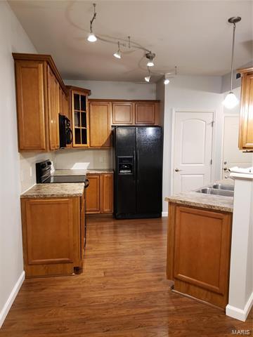 Foto del edificio - 112 St James Ct