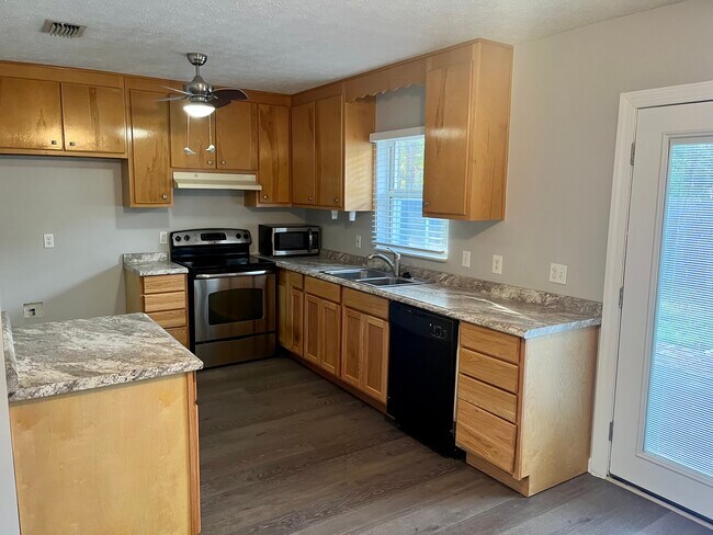 Foto del edificio - 537 N Lakeshore Dr