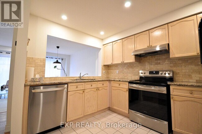 Photo du bâtiment - 1292 Sherwood Mills Blvd