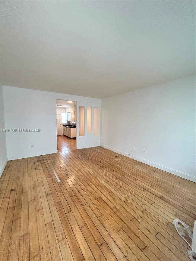 Foto del edificio - 8080 Tatum Waterway Dr