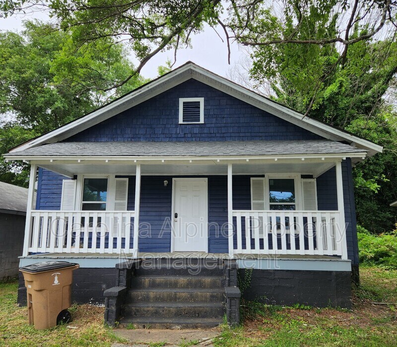 Primary Photo - 901 Walnut St