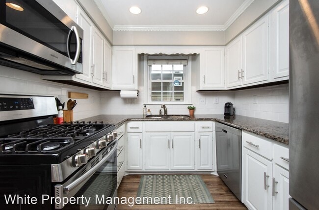 Building Photo - 2 br, 2.5 bath House - 1708 Roxborough Roa...