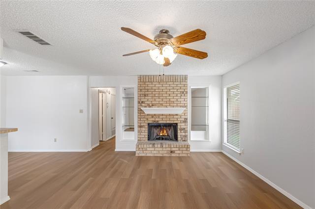 Foto del edificio - 420 Claire Ct