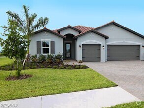 Building Photo - 2051 Grove Dr